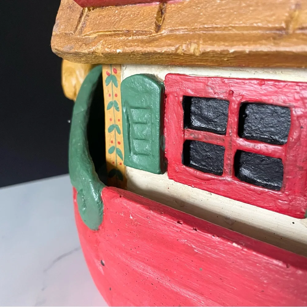 Large Noah's Ark by House of Hatten